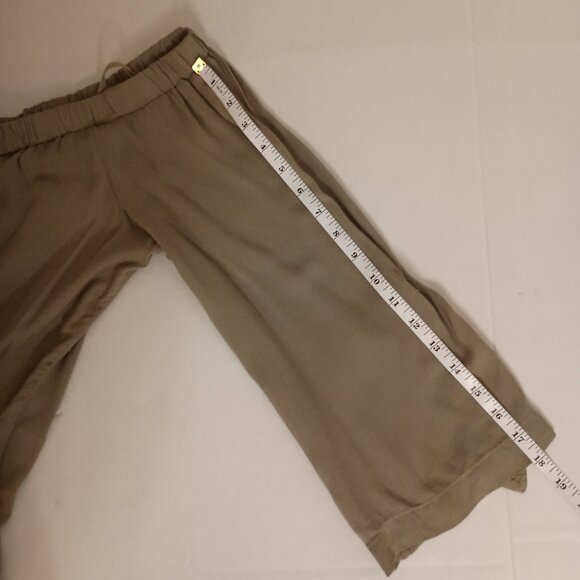 Bella Dahl Women’s Olive Green Off-the-Shoulder High-Low Top Size L Large NWT - Picture 12 of 16